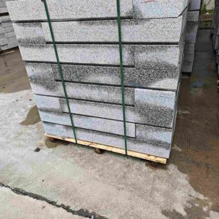 芙蓉白路牙石，马路牙子