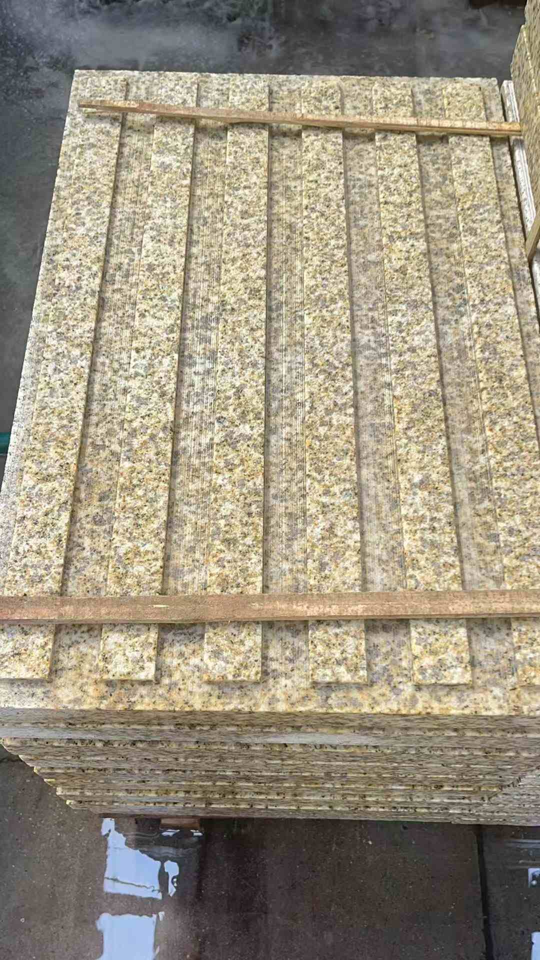 黄金麻盲道 石材盲道