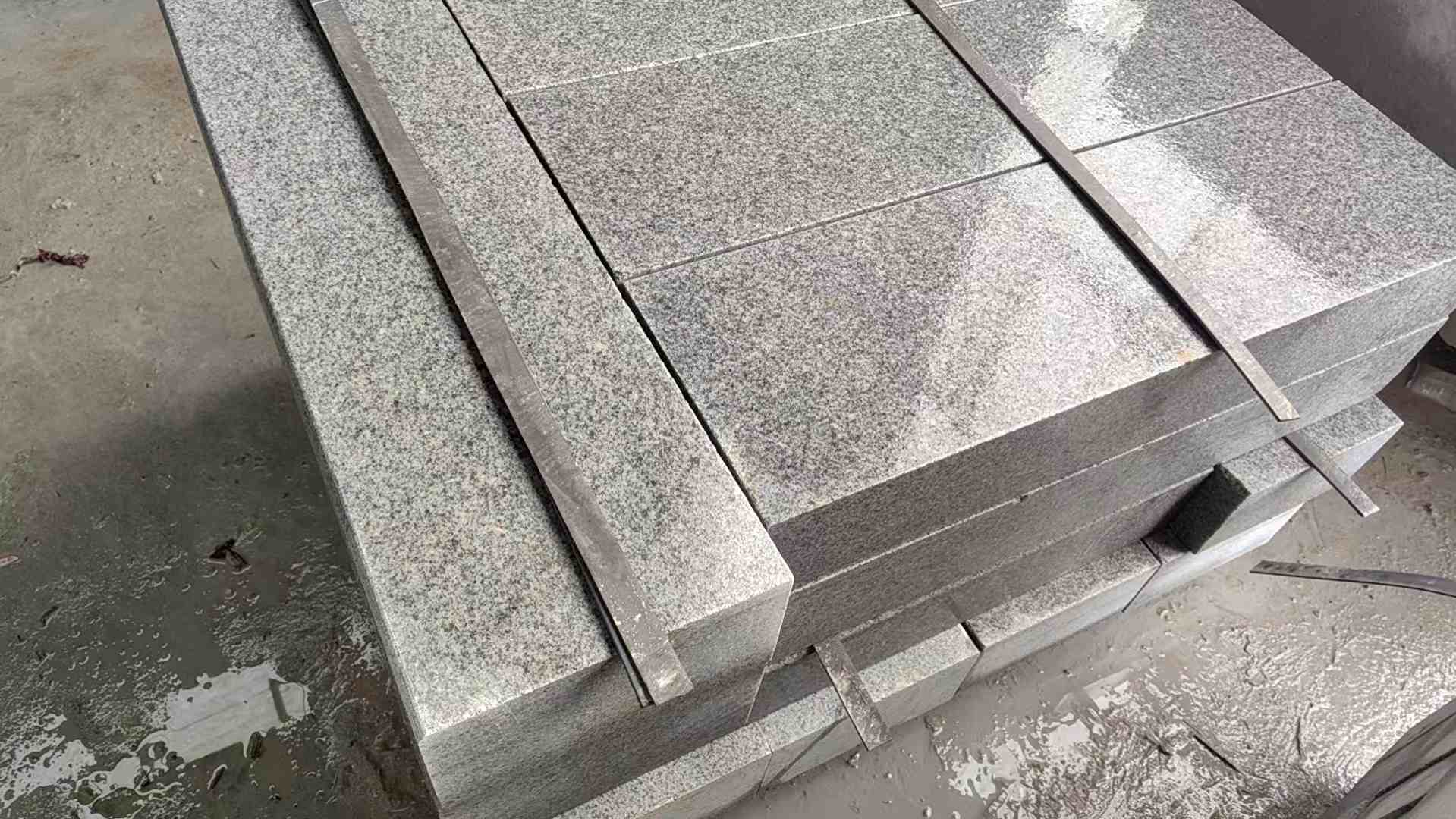 芝麻灰 芝麻白 路牙石 路侧石 马路牙子